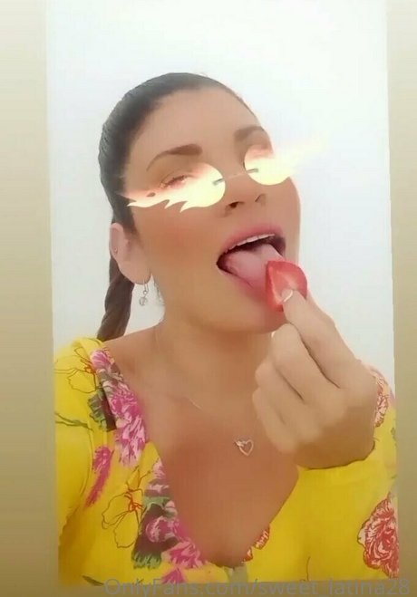 sweet latina28 model perfect pic