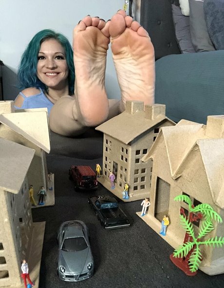 anervoussole xo perfect actress pic