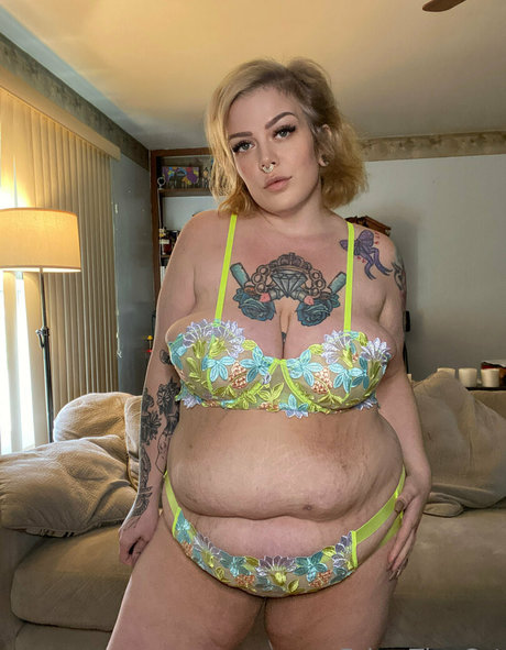 felyxfree pretty model galleries