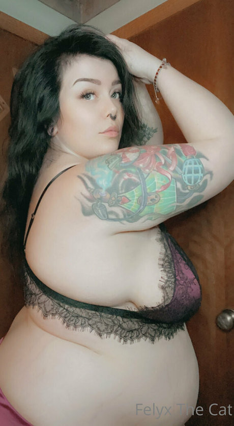 felyxfree pornstar erotic pics