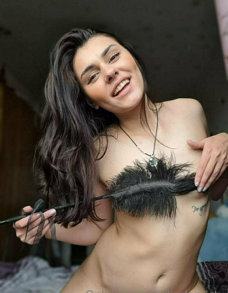 lindamisty nice model photo