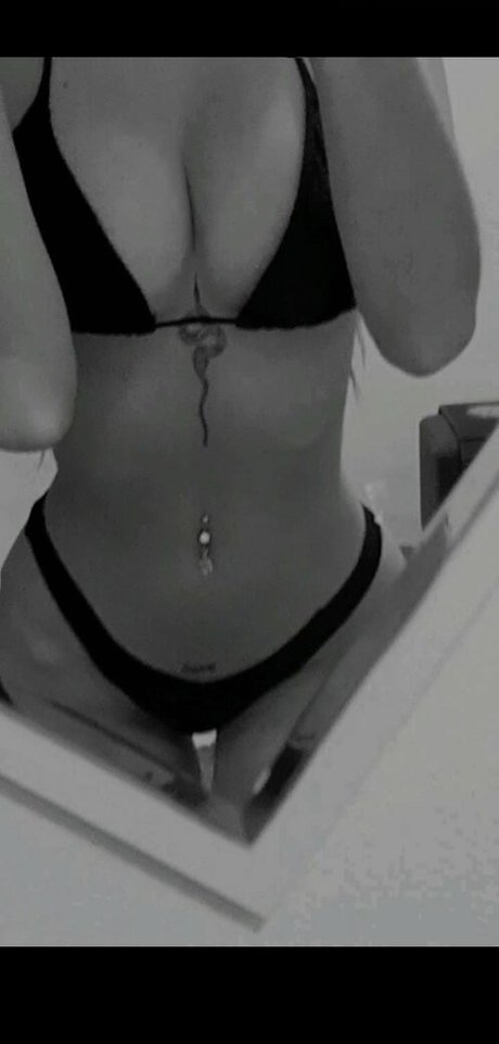 oliveiiranatt pornstar free photos