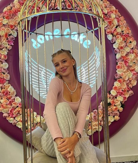 elena zbt top star images