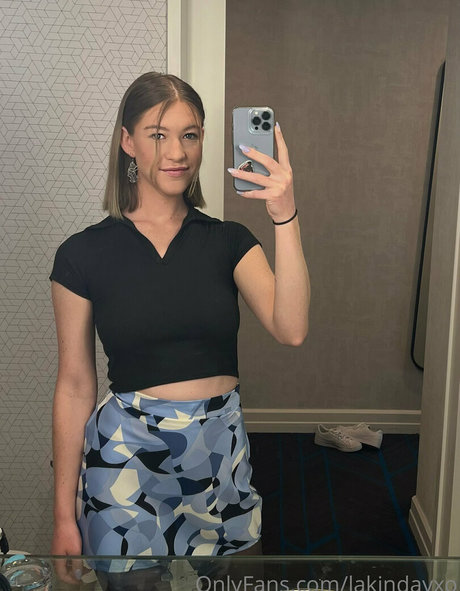 LakinDayXO naked pornstar images