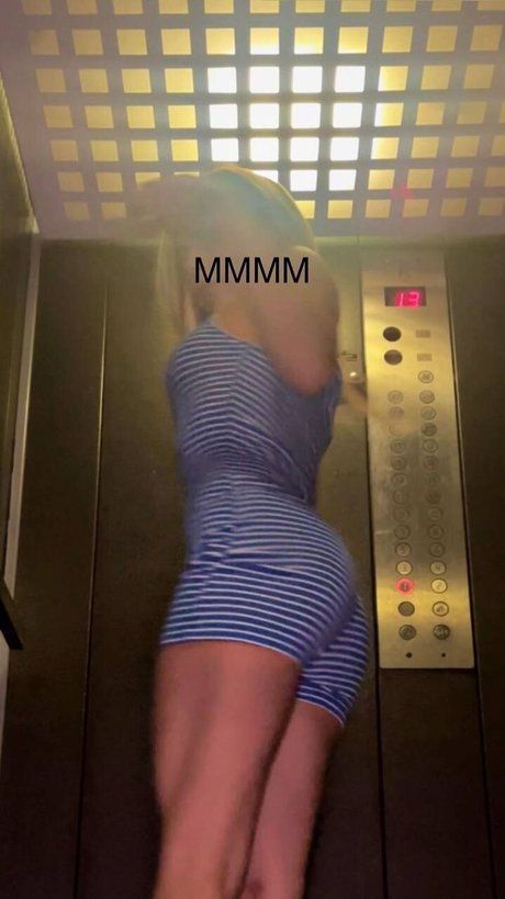 Mihalina Novakovskaya porn model galleries