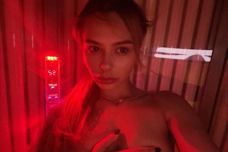 Mihalina Novakovskaya free star image