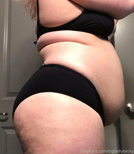 curvybecky Profile pic