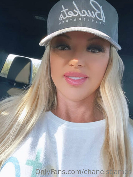 chanelstjames sex pornstar galleries