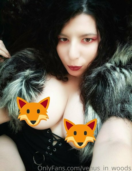 venus in woods star perfect photo