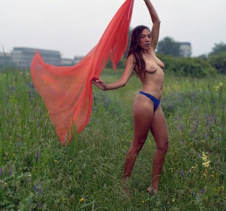 Miquita Oliver pornstar exclusive gallery