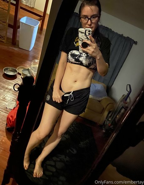 embertay hd pornstar pic