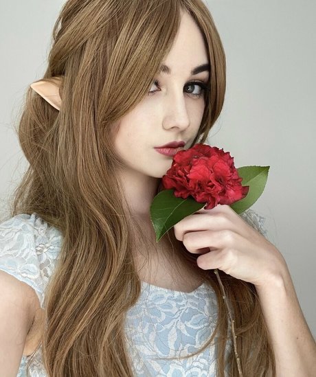 embertay free model pics