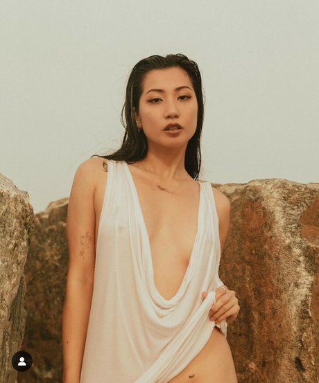 Yourleo s sexy pornstar images