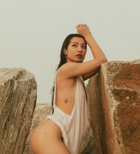 Yourleo s star free pics