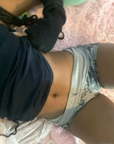 meruhart666 adult star img