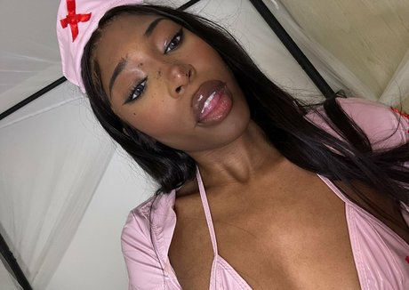 meruhart666 hot model images