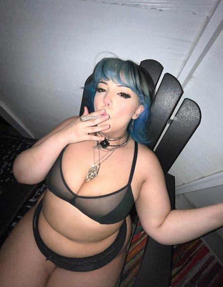 plantsimpp xxx model pic