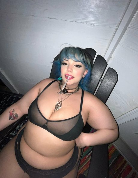 plantsimpp model perfect photos