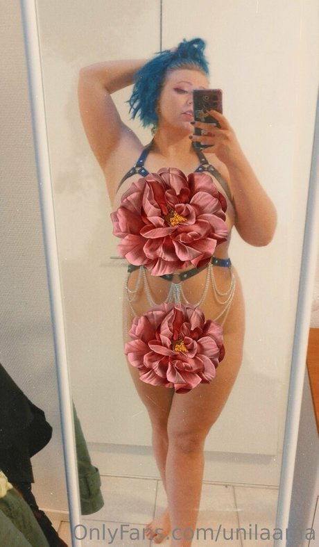 unilaama model free pic