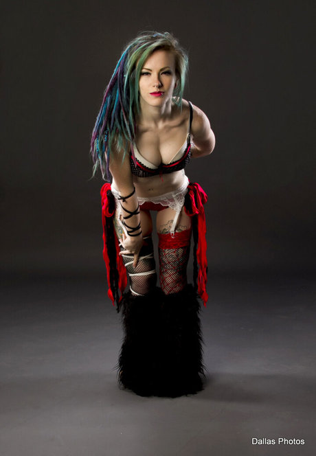 BluTube star exclusive images