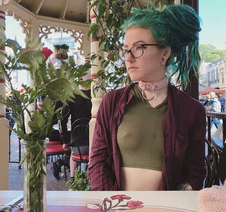 BluTube sex star gallery