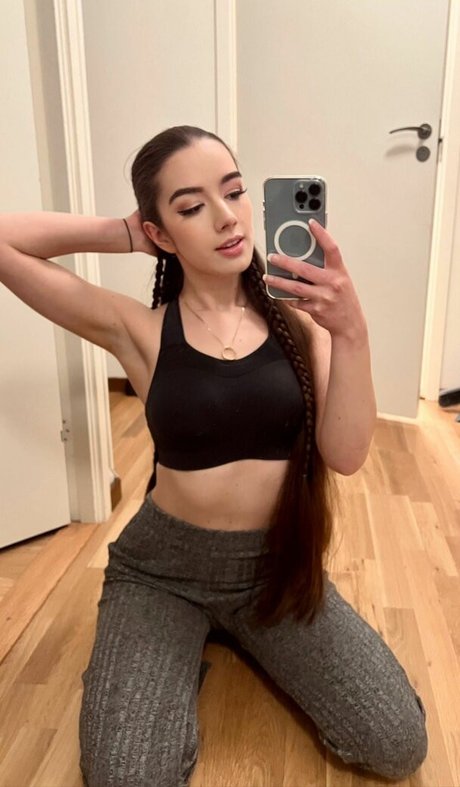 Miss Mikkaa star nice photos