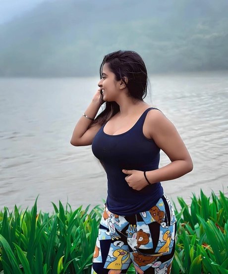 Suhana Khan top pornstar gallery