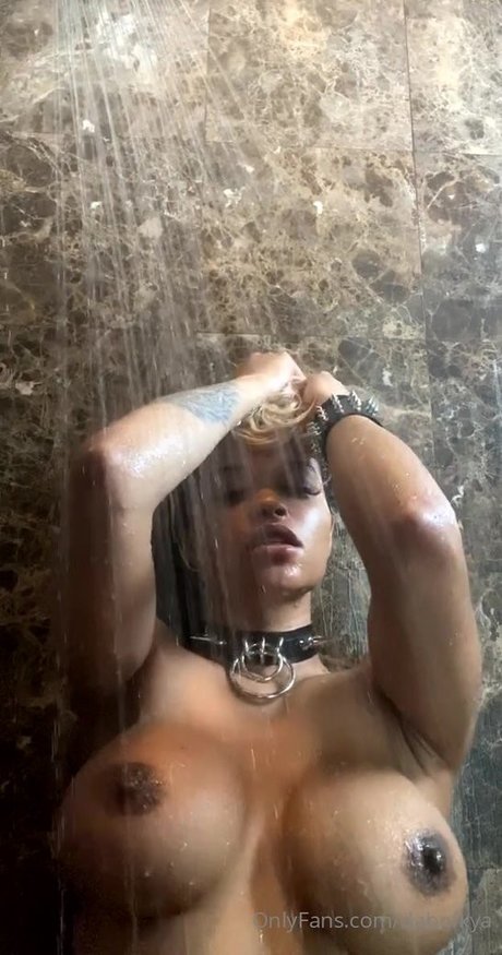 Dabofkya star sexy images