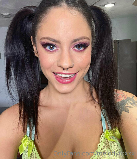 melodyfoxxx pornstar photos