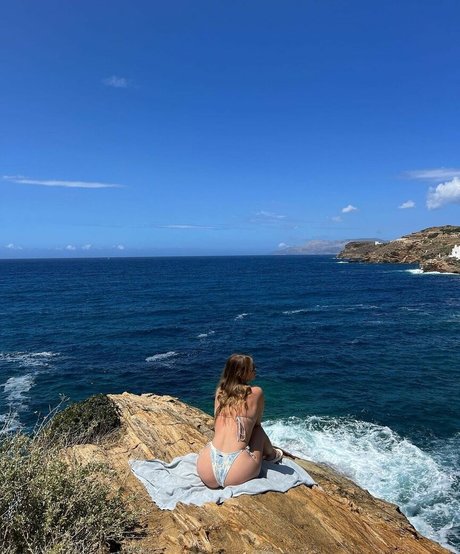 katecraigwellness nudes actress pic