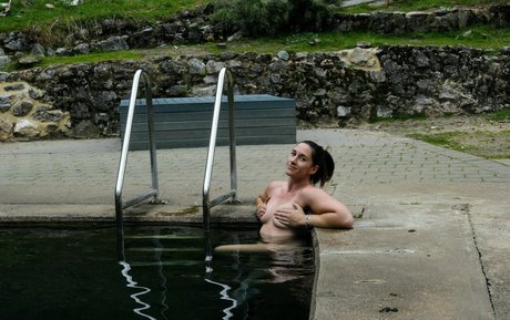 nakedaussienomad hot pornstar gallery