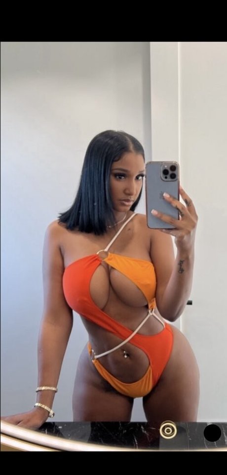 Bernice Burgos sexy actress galleries