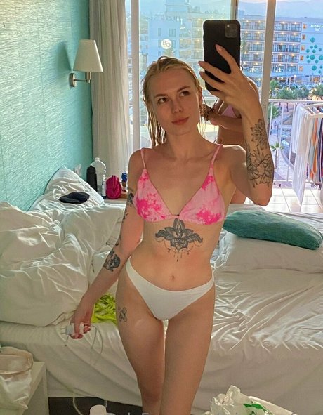 mimicicafree xxx actress galleries