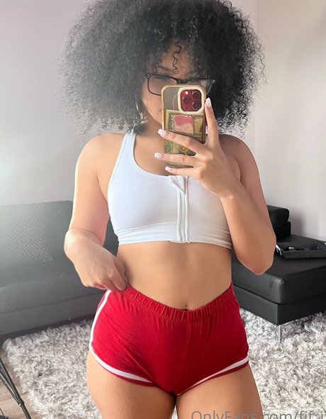 fif i nude star image