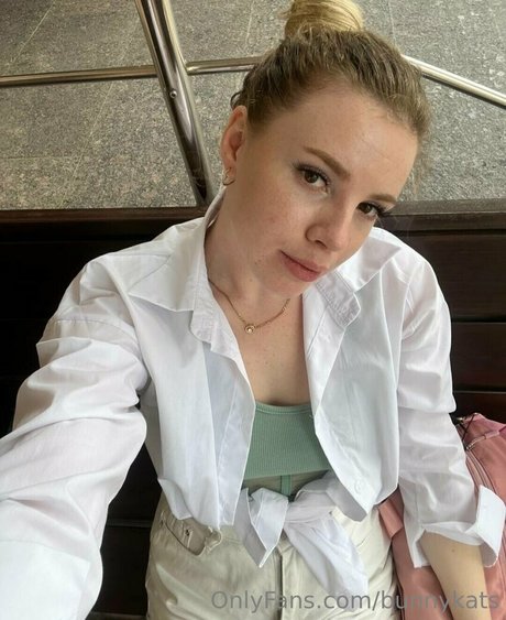 bunnykats star high quality photo