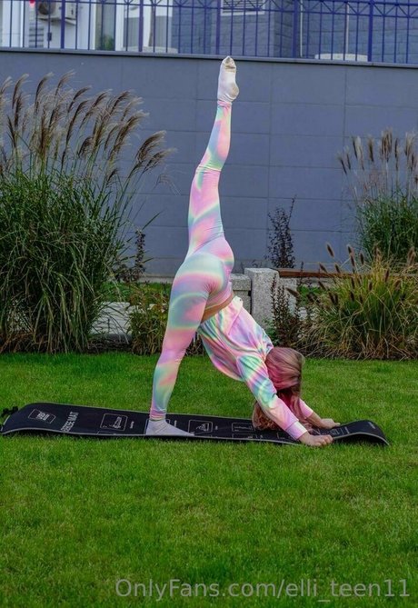 pretty elli model porn gallery