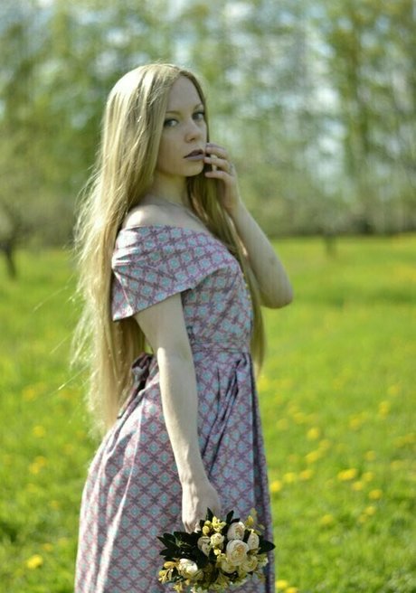 pretty elli star hot photos