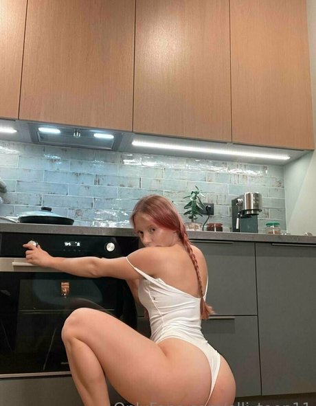 pretty elli star hot photos