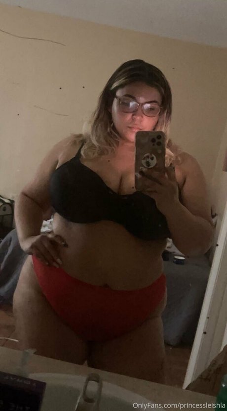 princessleishla model exclusive pics