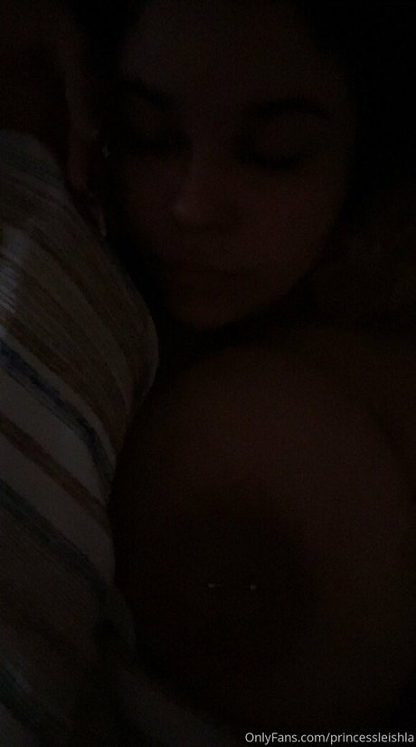 princessleishla model xxx image