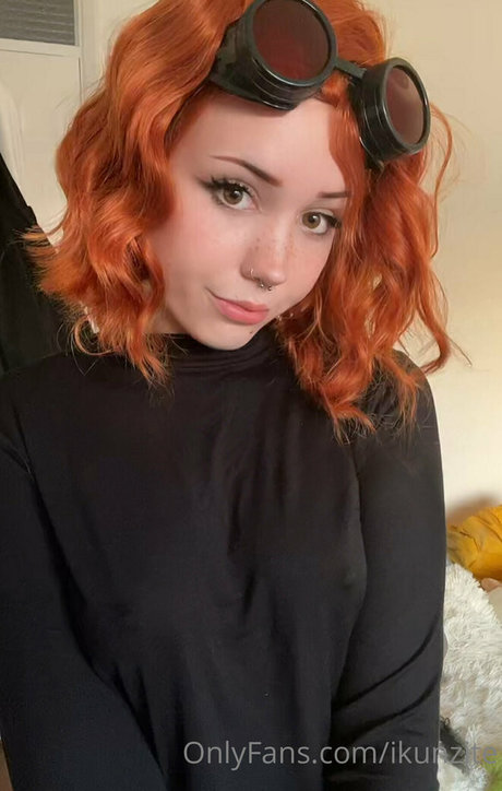 ikunzite model naked images