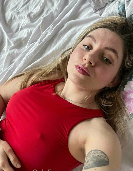 your paradisse model pretty picture