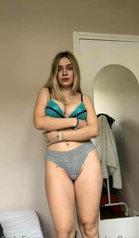 your paradisse sex actress image