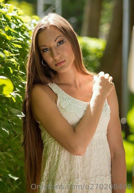 mashamurmur naked pornstar image