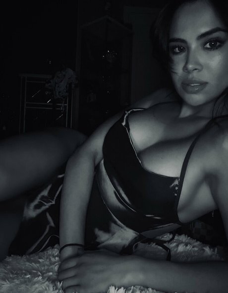 karlaamarie star perfect picture