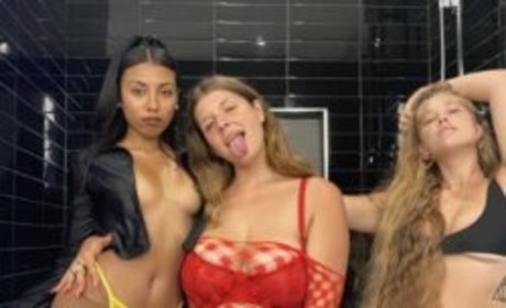 Tawny Sky Antle naked star gallery