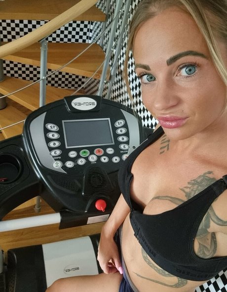 yourmonicaa model free gallery