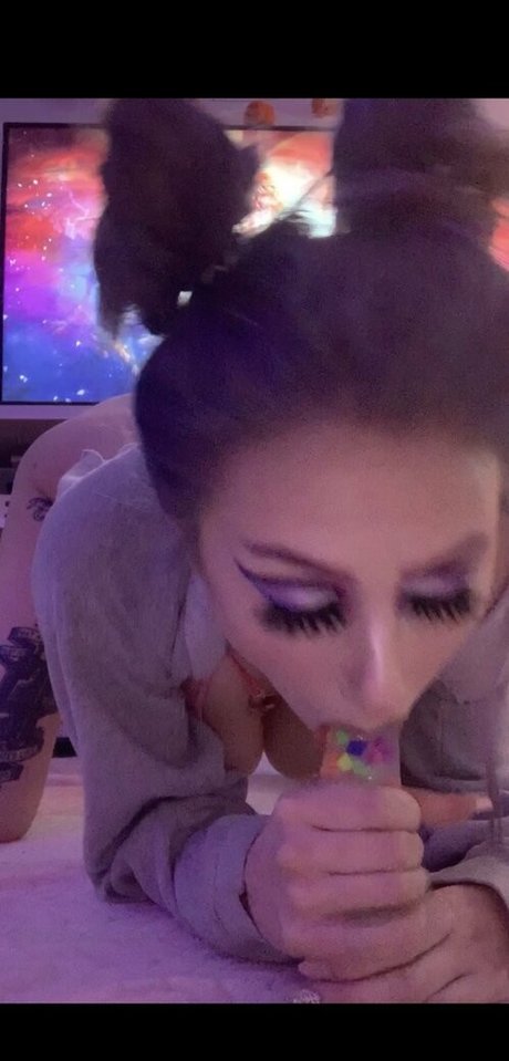 swampxslut hot star picture