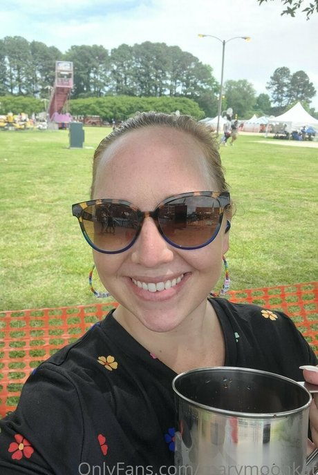 marymeadows star exclusive picture