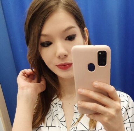 AbnormalXO erotic actress gallery